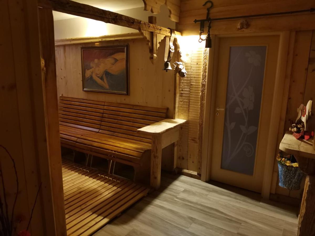 Hotel Garni Defrancesco à Campitello di Fassa Extérieur photo