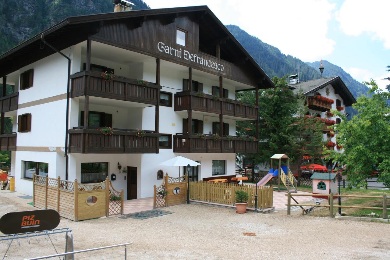 Hotel Garni Defrancesco à Campitello di Fassa Extérieur photo