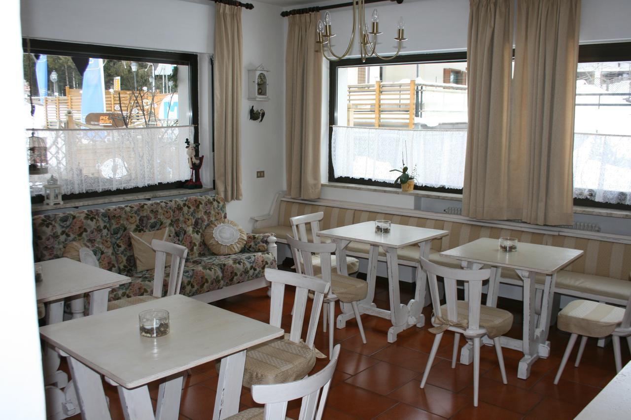 Hotel Garni Defrancesco à Campitello di Fassa Extérieur photo