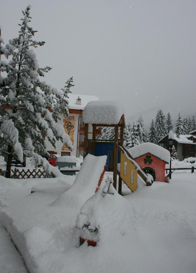 Hotel Garni Defrancesco à Campitello di Fassa Extérieur photo
